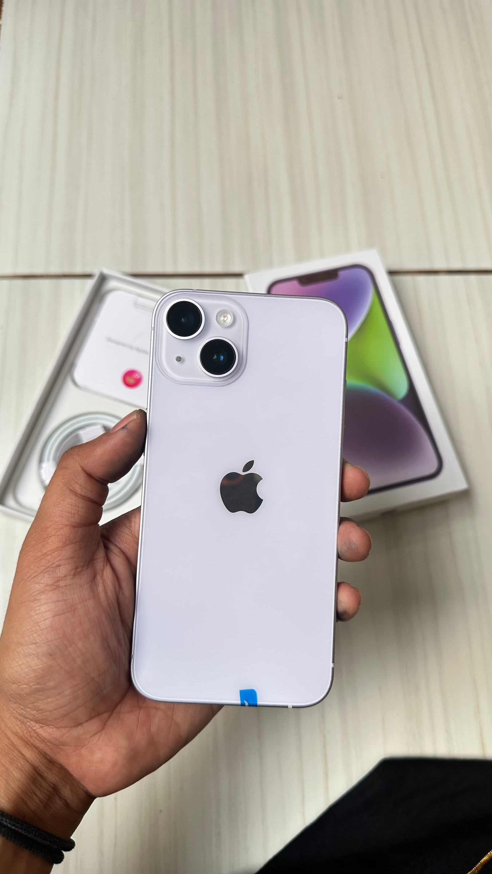 Iphone 14 purple